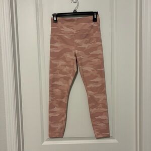 Athleta Elation Camo 7/8 Tight Leggings High Waist Women’s Size Small